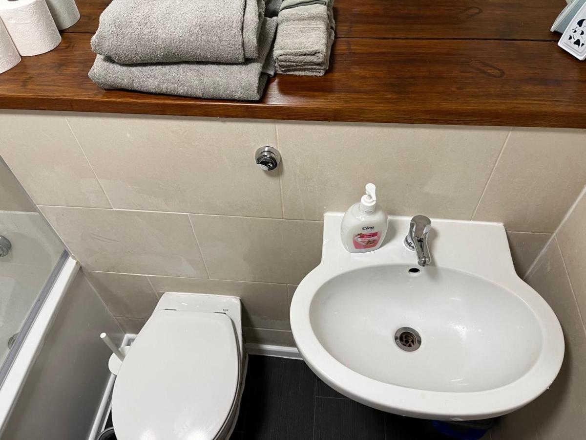 Three Bedroom House In Tooting By Star Apartments Londra Dış mekan fotoğraf