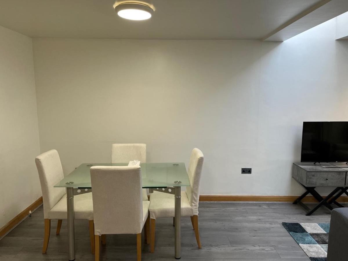 Three Bedroom House In Tooting By Star Apartments Londra Dış mekan fotoğraf